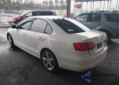 2011 Volkswagen Jetta 2.5L Se z USA, uszkodzony, nr VIN 3VWDX7AJ3BM351608